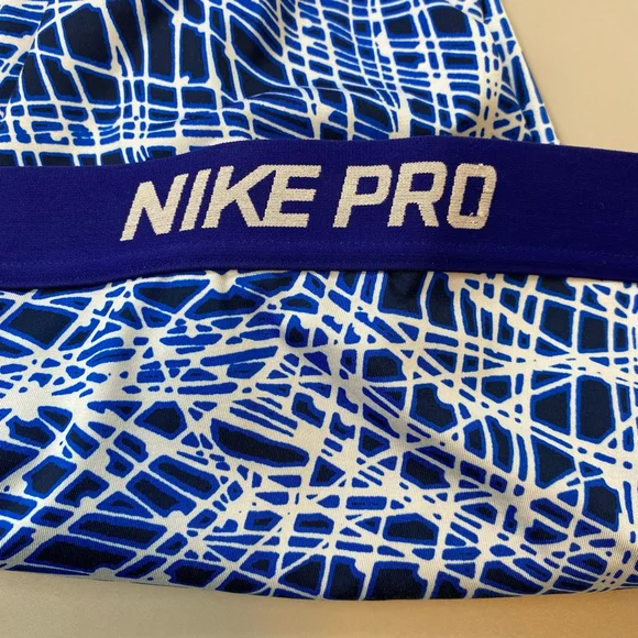 Women's Nike Pro Crop Leggings Blue & White Abstract Print Small Dri-Fit - Picture 16 of 16